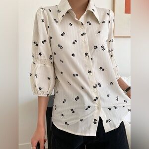 DAZY Dainty Floral Print Bishop Sleeve Shirt L